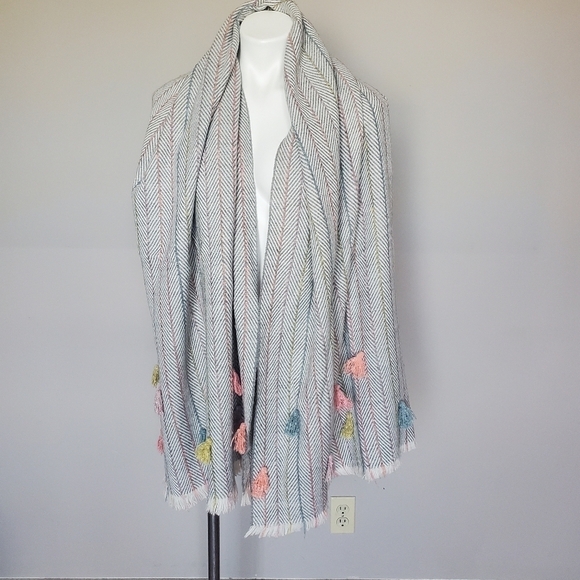 Francesca's Women's Tassel Scarf Boho Chic Wrap NWT - Picture 10 of 10